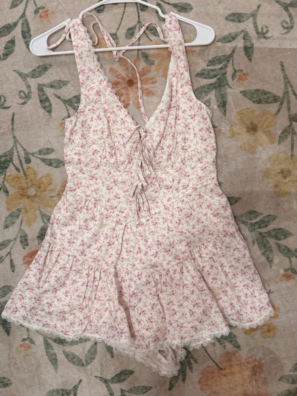 Altard’s State Connie Floral Pink Lace Trimmed Romper - Picture 3 of 4